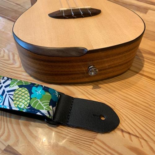 ウクレレストラップ グリーン 花柄 Fws15 7131